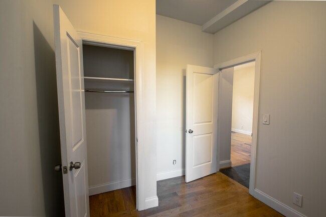 Building Photo - 247 13th St