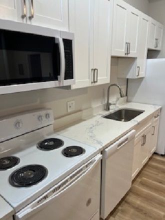 Foto del edificio - 3102 E 7th Ave