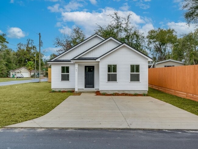 COMING SOON – 3 Bed, 2 Bath for $1650/Month! - COMING SOON – 3 Bed, 2 Bath for $1650/Month! House