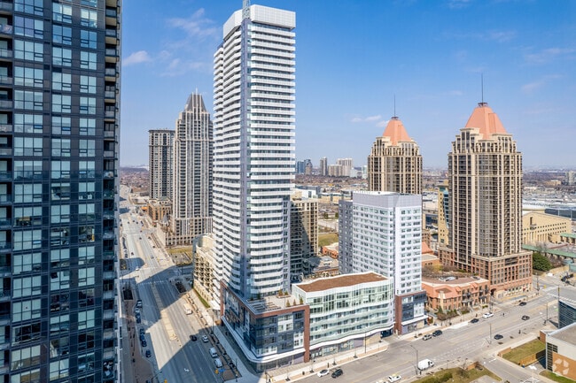 Wesley Tower at Daniels City Centre Condos