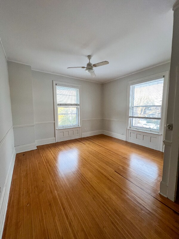 Foto del edificio - 4380 Central Ave