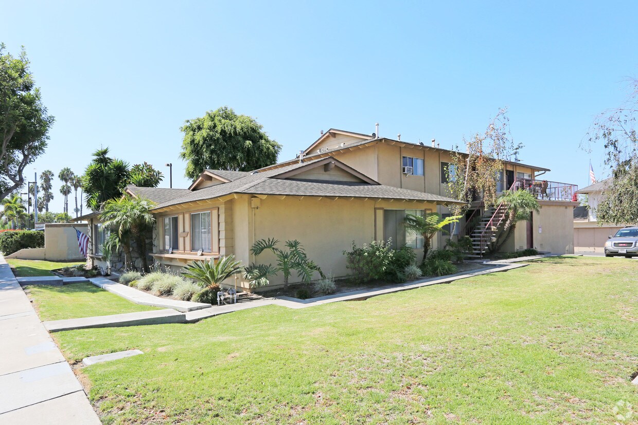 Foto principal - 16961 Gothard St