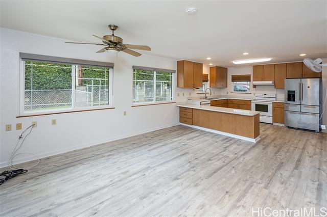 Foto del edificio - 3329 Woodlawn Dr