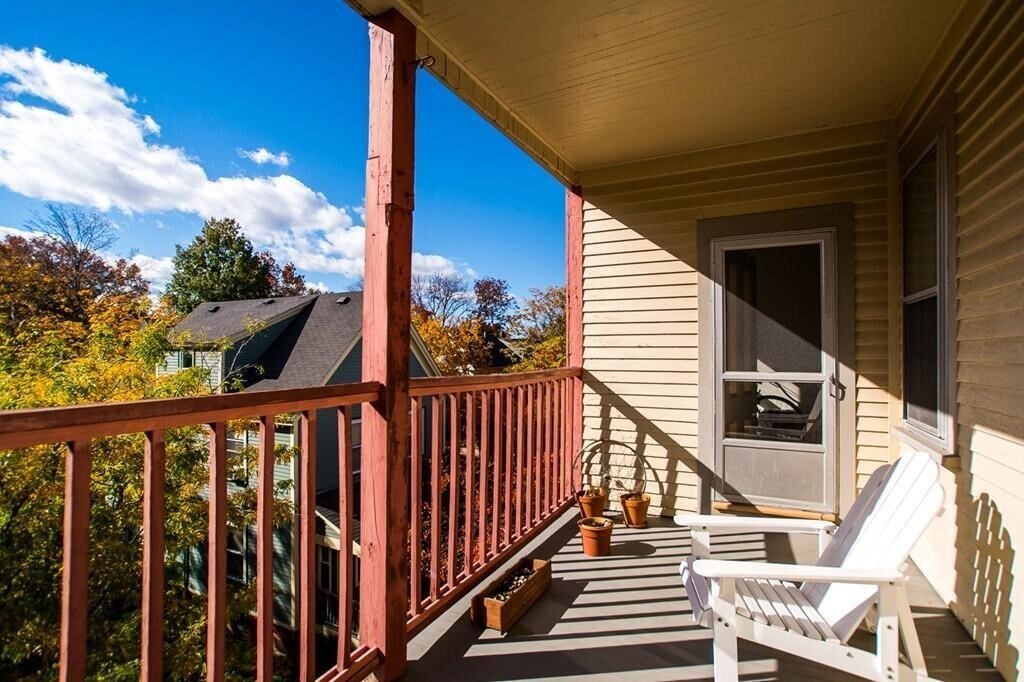 178 Elm St Unit 3, North Cambridge, MA 02140 Apartments in North