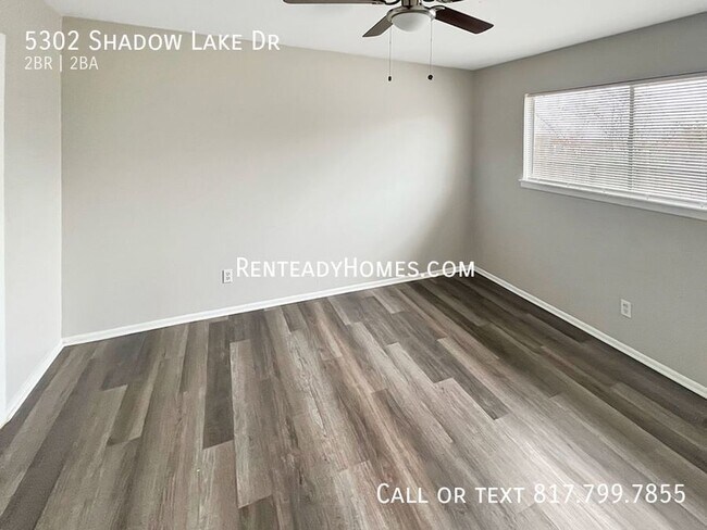 Foto del edificio - 5302 Shadow Lake Dr
