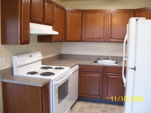 Building Photo - 1811 S 82nd St