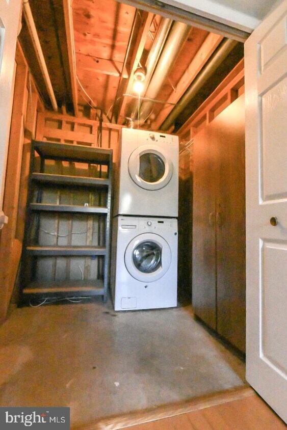 Primary Photo - 20724 Apollo Terrace