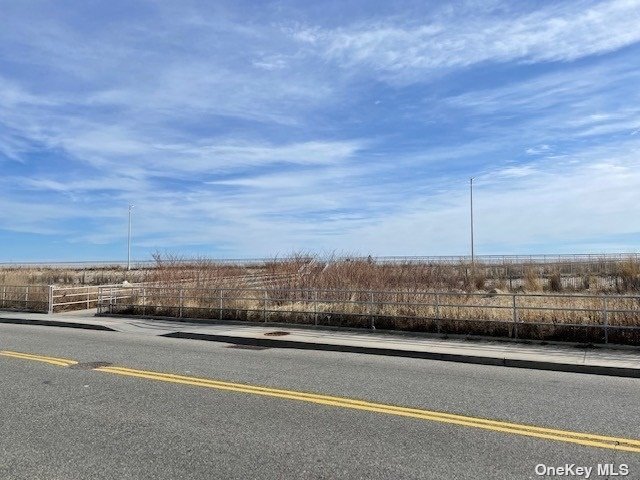 Foto del edificio - 6504 Beach Front Rd