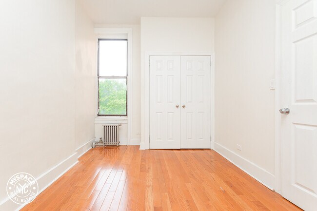 Building Photo - 673 Sterling Pl