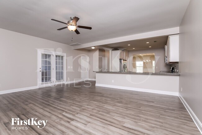 Foto del edificio - 499 Royal Oak Ln