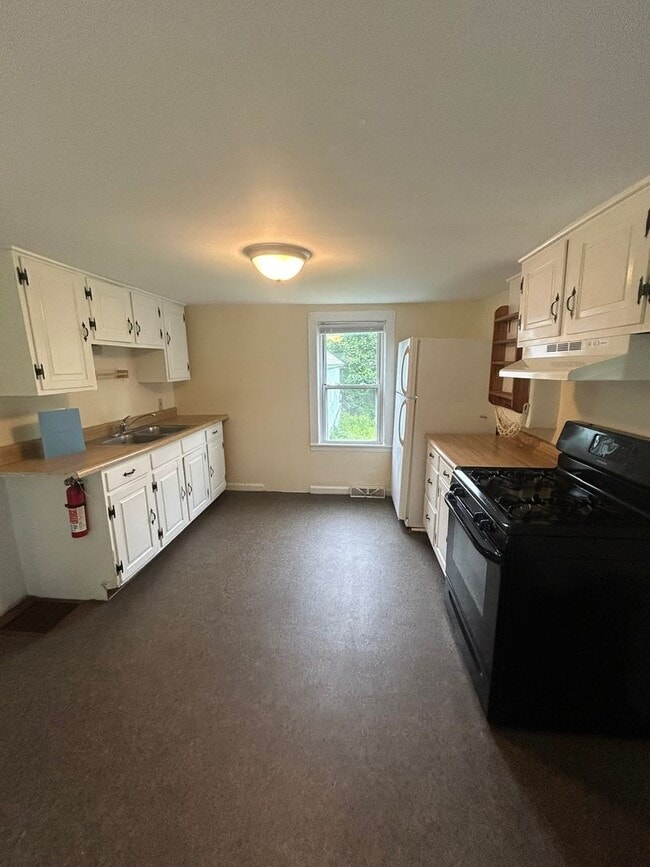 Photo - 79 Chase St Apartment