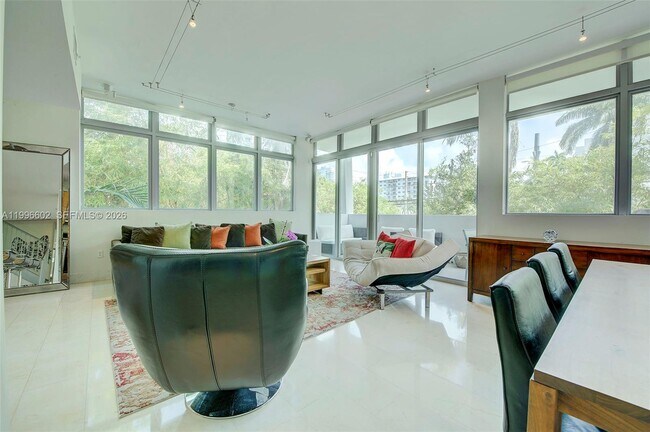 Foto del edificio - 1577 Bay Rd