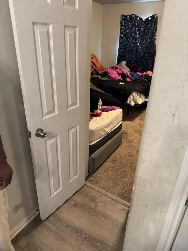 Building Photo - 8814 Alpine Wood Wy