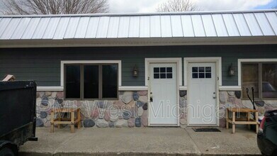 Building Photo - 14532 State St