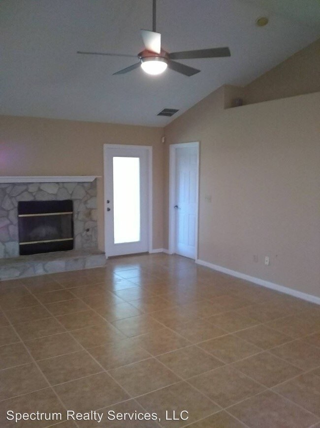 Foto del edificio - 3 br, 2 bath House - 11064 Stutz Ct
