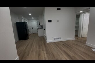 Building Photo - 125 13th St SE