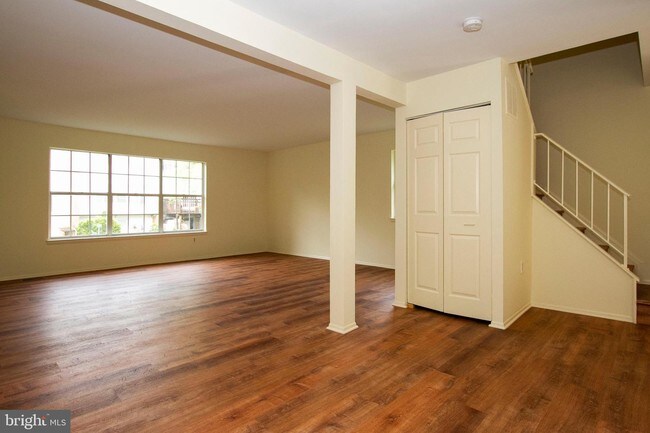 Foto del edificio - 2842 Aspen Hill Rd