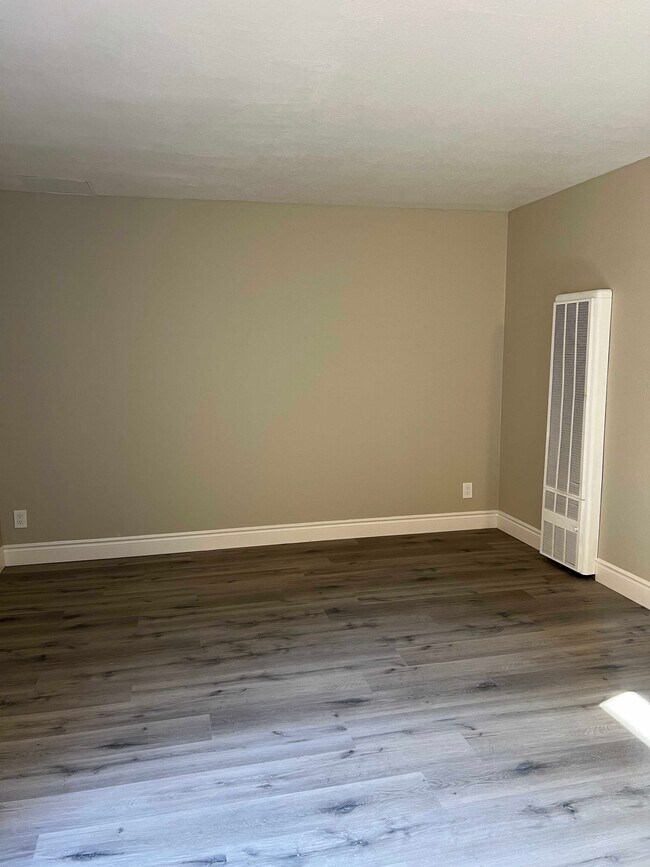 Foto del edificio - 2125 92nd Ave