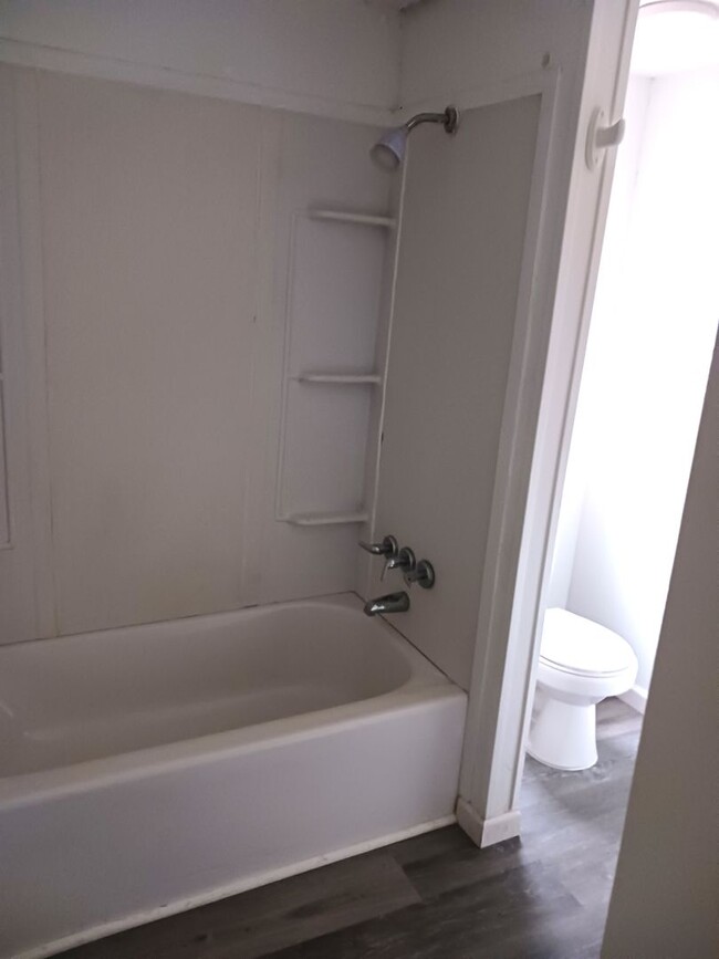 Foto del edificio - Two Bedroom Mobile home on Large Lot!