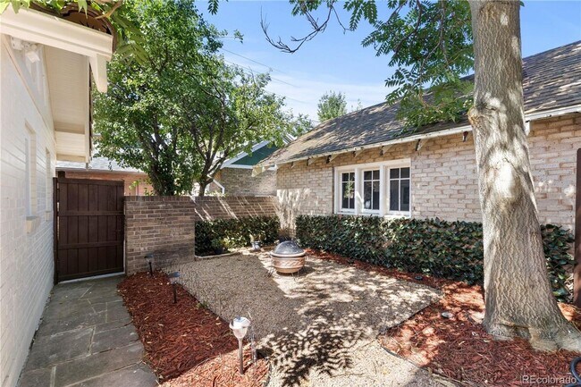 Foto del edificio - Enjoy this beautiful home in Congress Park!