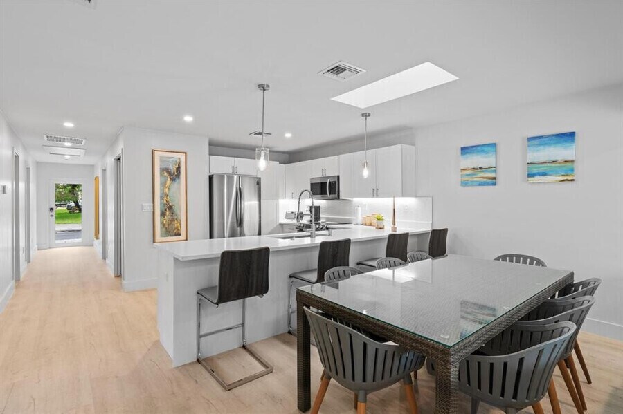 Foto principal - 1814 SE 7th St