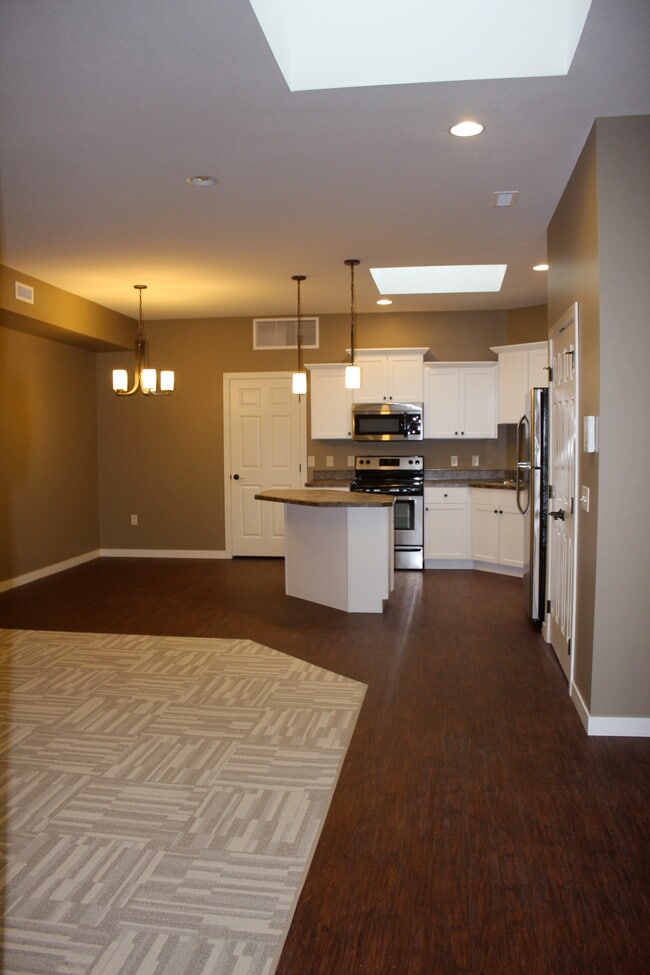 Photo - 225 Belgrade Ave Apartments