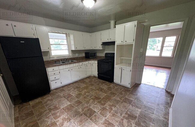 Foto del edificio - 2706 Norton Ave NW