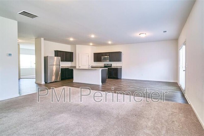 Foto del edificio - 4630 Alford Cmns