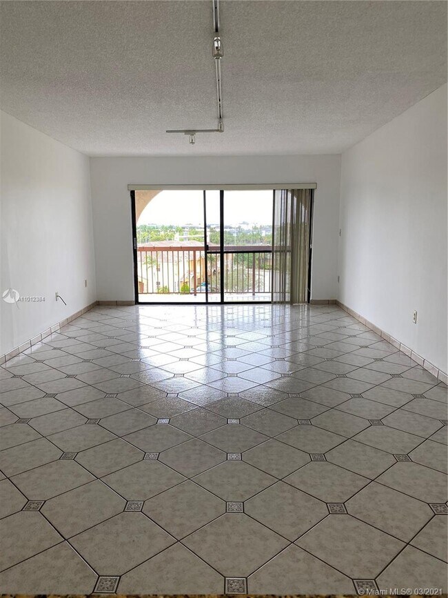 Foto del edificio - 10255 NW 9th St Cir