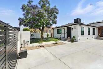 Building Photo - 6706 Riverton Ave