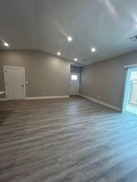 Building Photo - 12948 E Blake St