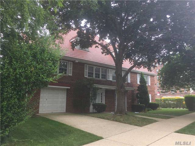 Foto principal - 52 Markwood Rd