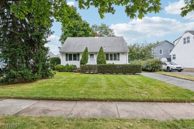 Foto del edificio - 488 Berkshire Rd