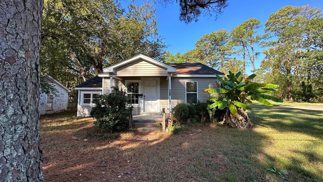 Primary Photo - Cute 3 bedroom home!