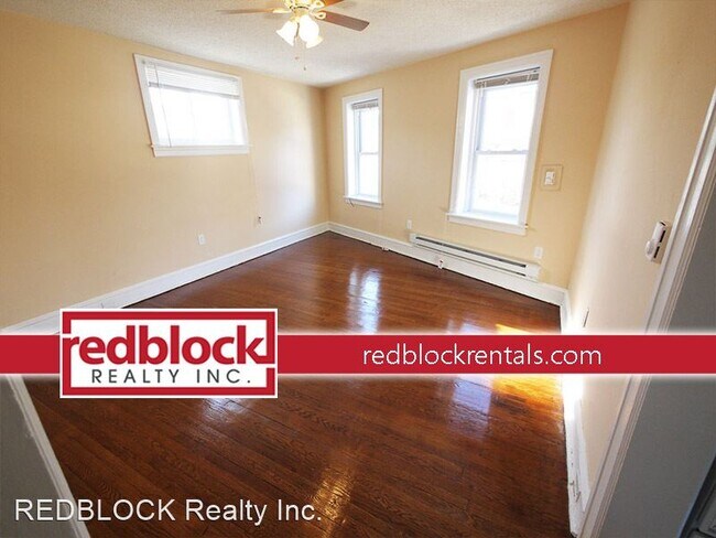Building Photo - 1 br, 1 bath Apartment - 1526 W Grange Ave