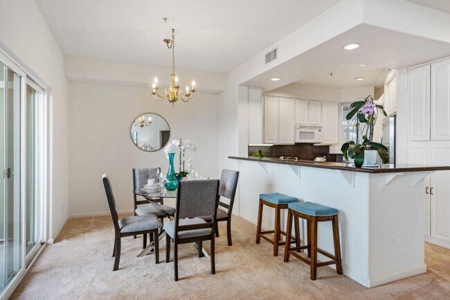 Foto del edificio - 880 Meridian Bay Ln