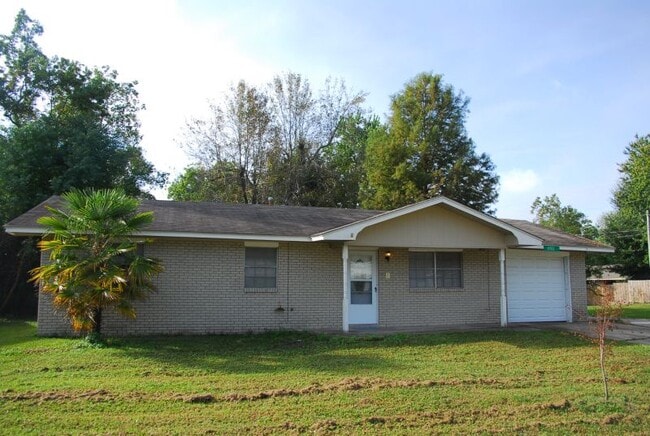 Building Photo - 11552 Harris Dr