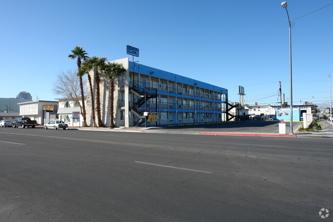 Building Photo - Avalon Arms Apartments