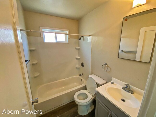 Foto del edificio - 4503-4503 Soledad Ave