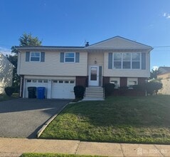 Building Photo - 28 Sunset Dr