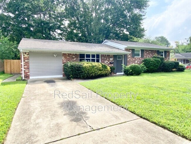 Foto del edificio - 504 Beech Dr