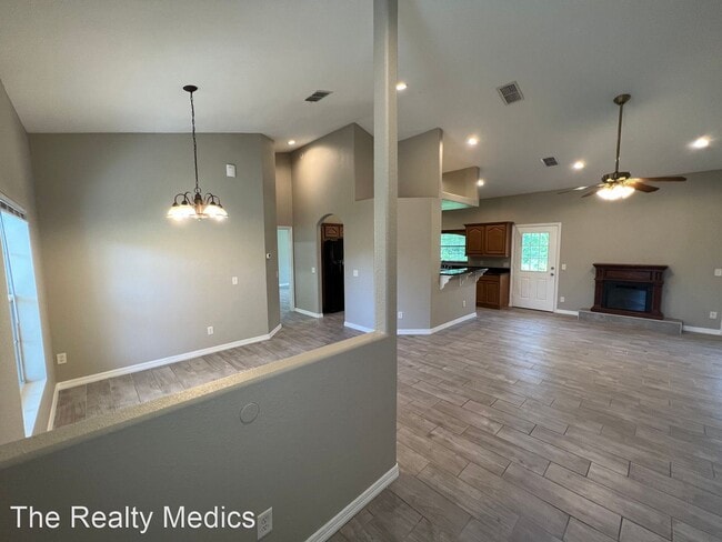 Building Photo - 3 br, 2 bath House - 3297 Tallwood Dr