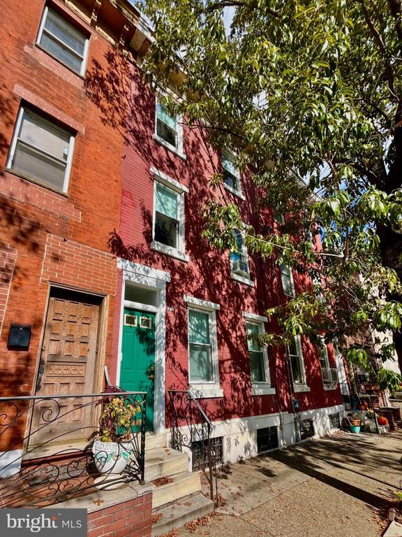 Building Photo - 1217 Wharton St