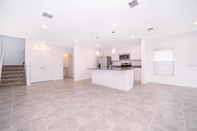 Building Photo - 7453 Ivy Tendril Ave