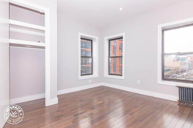 Building Photo - 1449 Fulton St