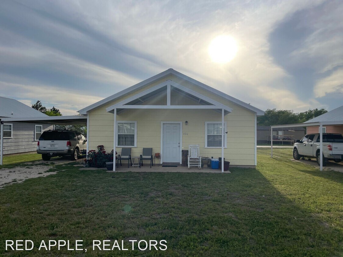 3 br, 1 bath House 426 Sparrow Ln House for Rent in Clyde, TX