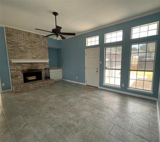 Foto del edificio - 8220 Woodstream Dr