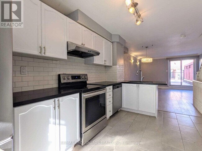 Photo du bâtiment - 1173 Craven Rd