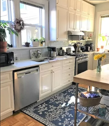 Primary Photo - 36 Davis Ave