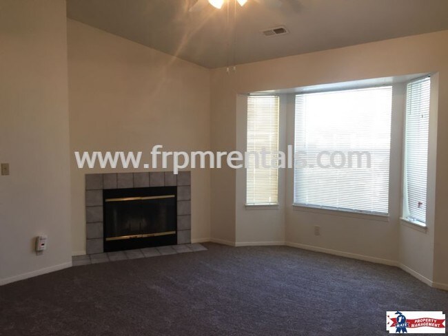 Foto del edificio - 1462 N Hartman St